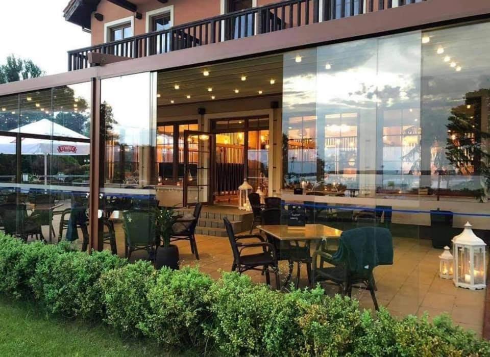 Hotel Sloneczny Brzeg Біскупєц Екстер'єр фото
