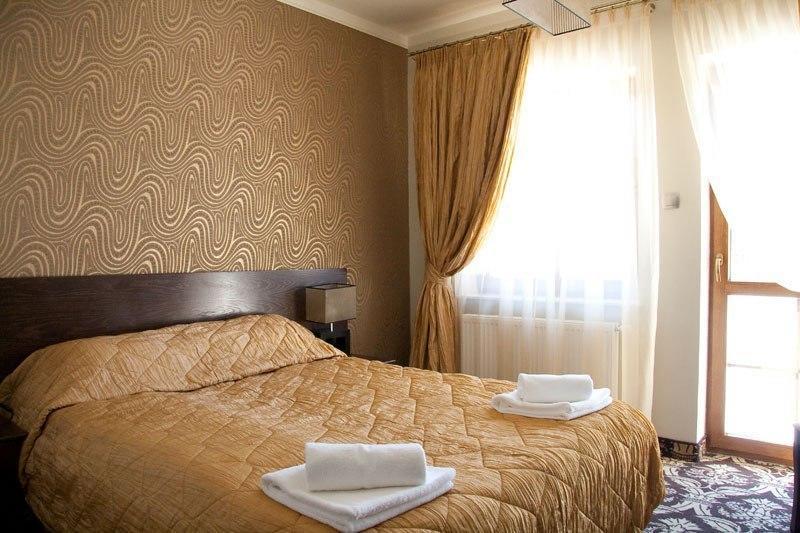 Hotel Sloneczny Brzeg Біскупєц Екстер'єр фото